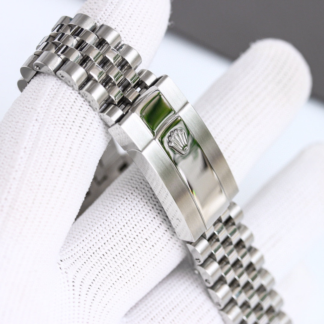 ロレックス スカイドゥエラー 326934