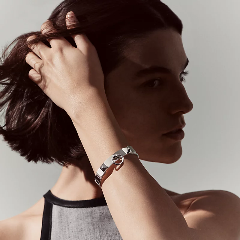 エルメスのコリエ・ドゥ・シアンブレスレット(スモール)の新着商品