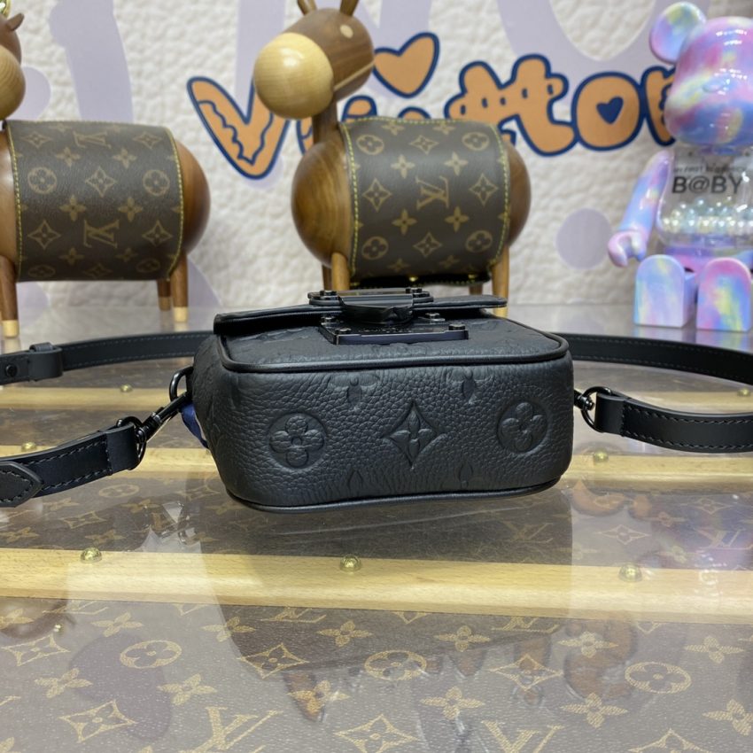 LV レトロ メッセンジャーバッグ
