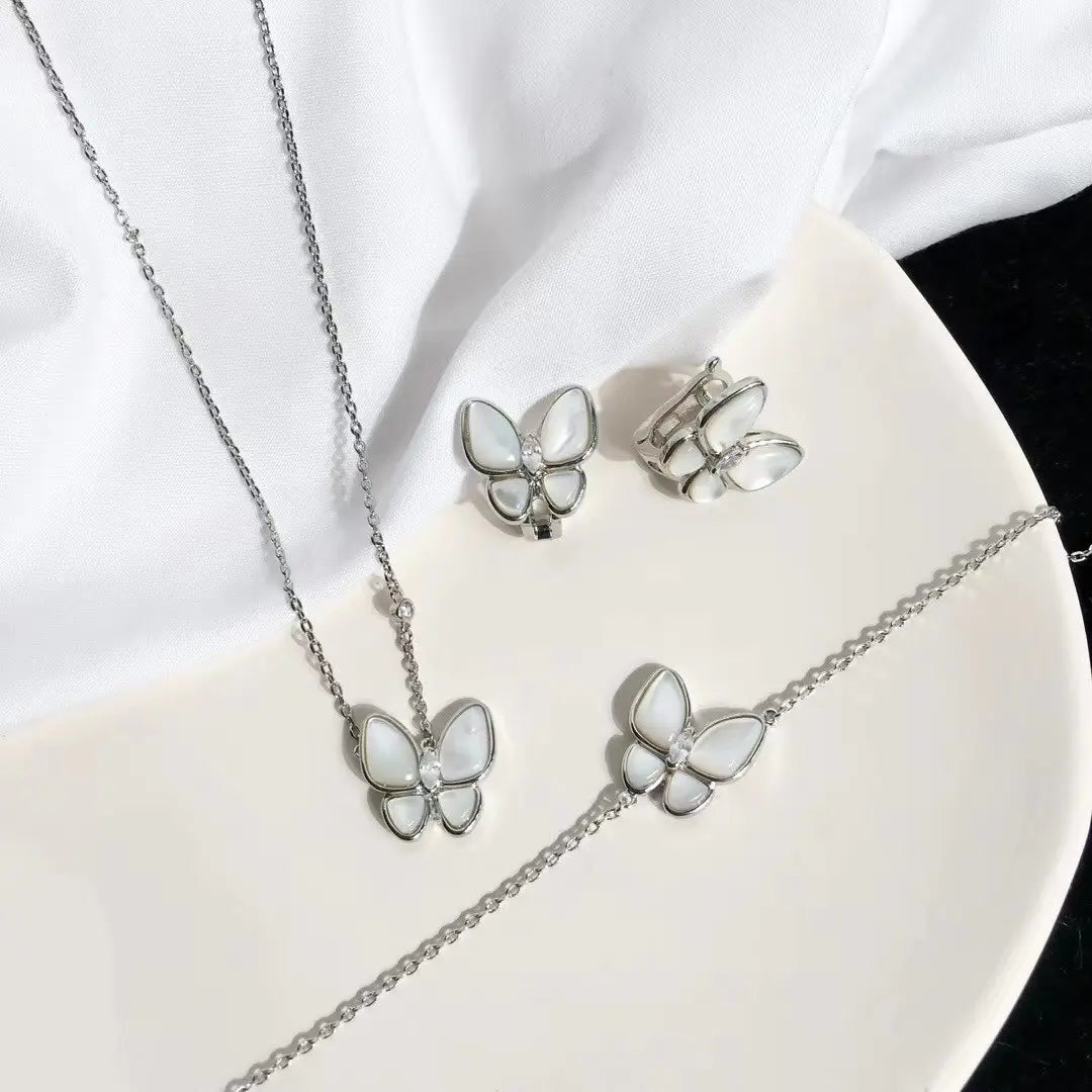 ヴァン クリーフ&アーペル ホワイト フリティラリー バタフライ ブレスレット イヤリング