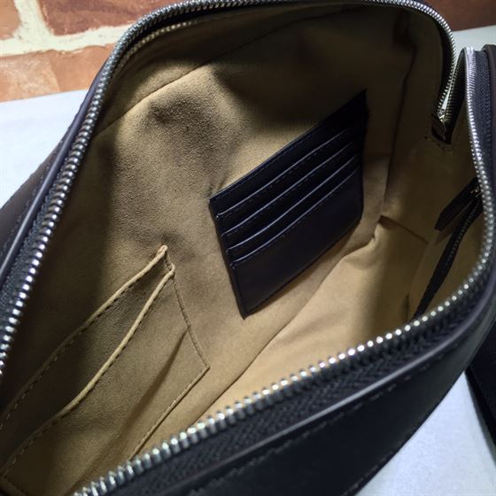 グッチ シグネチャー クラッチバッグ – BG030