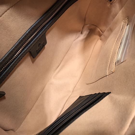 グッチ GGスプリーム クラッチ – BG028