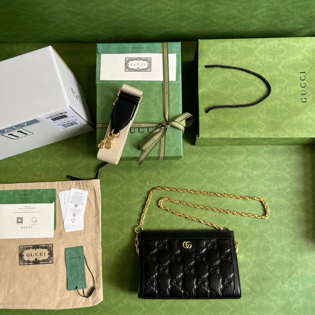 GG マテラス スモールバッグ