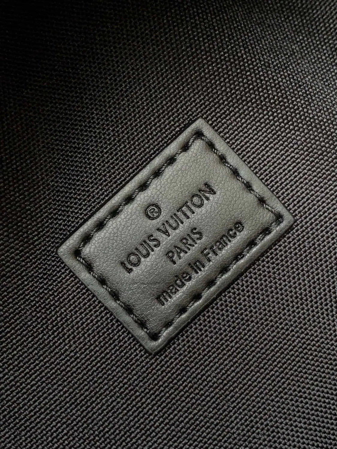 ルイ・ヴィトン M46553 ディスカバリー バックパック