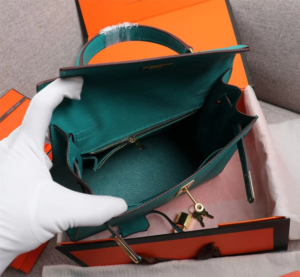 エルメス ケリー・セリエ 28 ヴェール ジェイド エプソン ゴールド金具