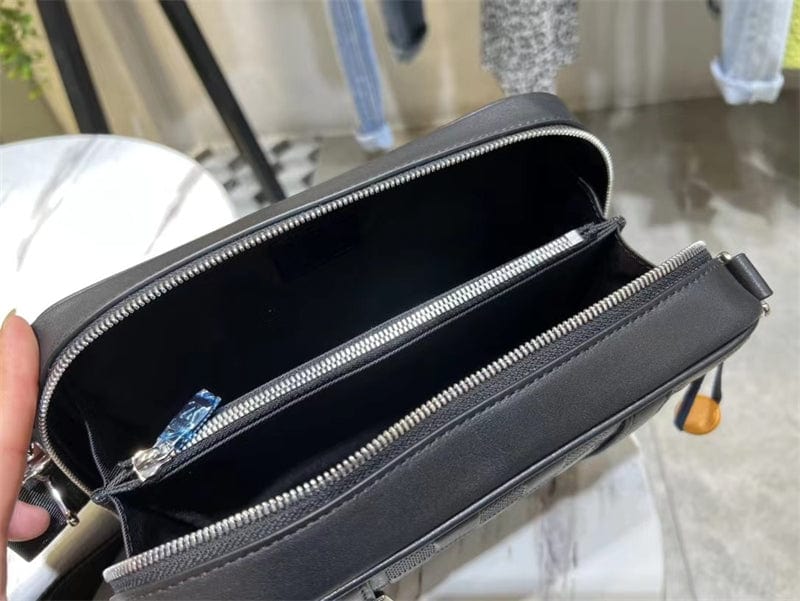 Louis Vuitton シリウスメッセンジャーバッグ N45286