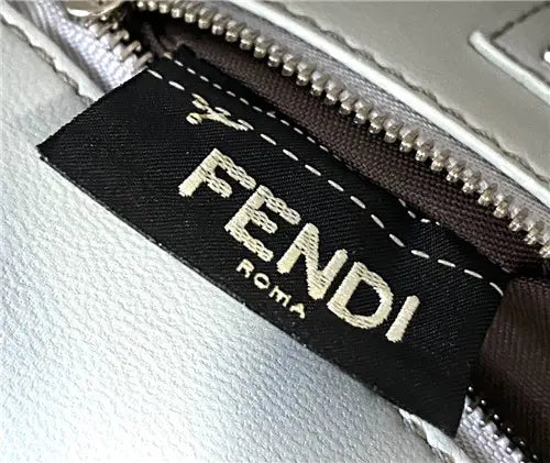 フェンディ ピーカブーバッグ