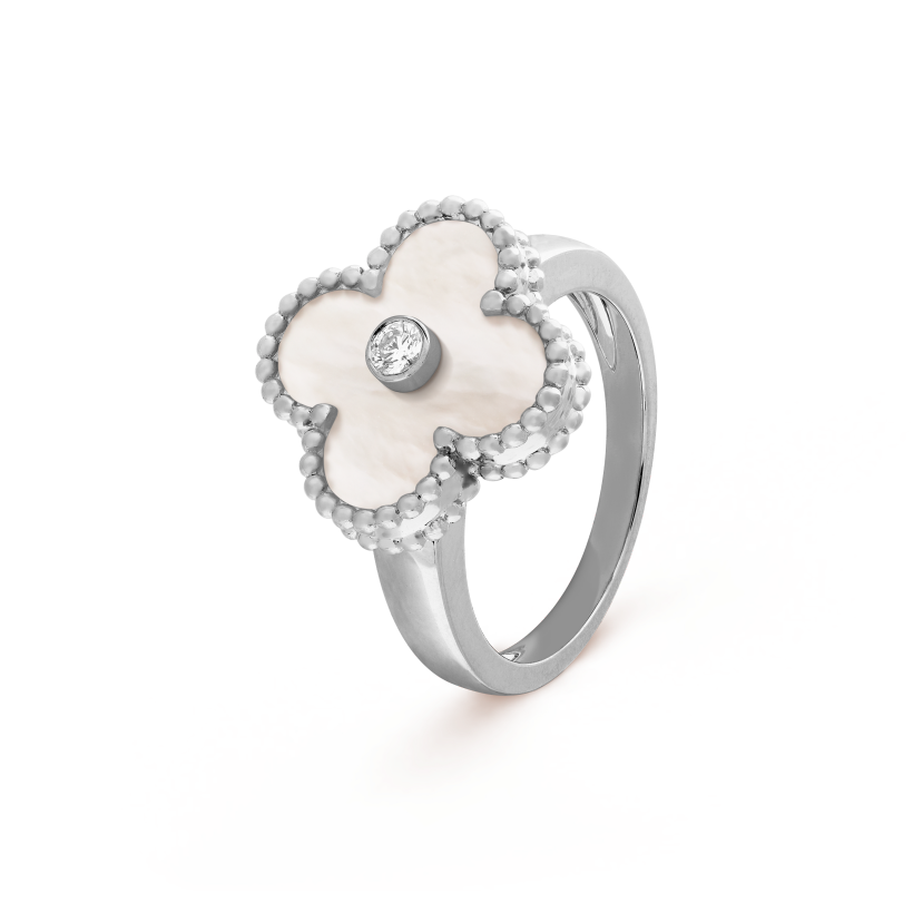 Van Cleef & Arpels ヴィンテージ アルハンブラ リングの新着