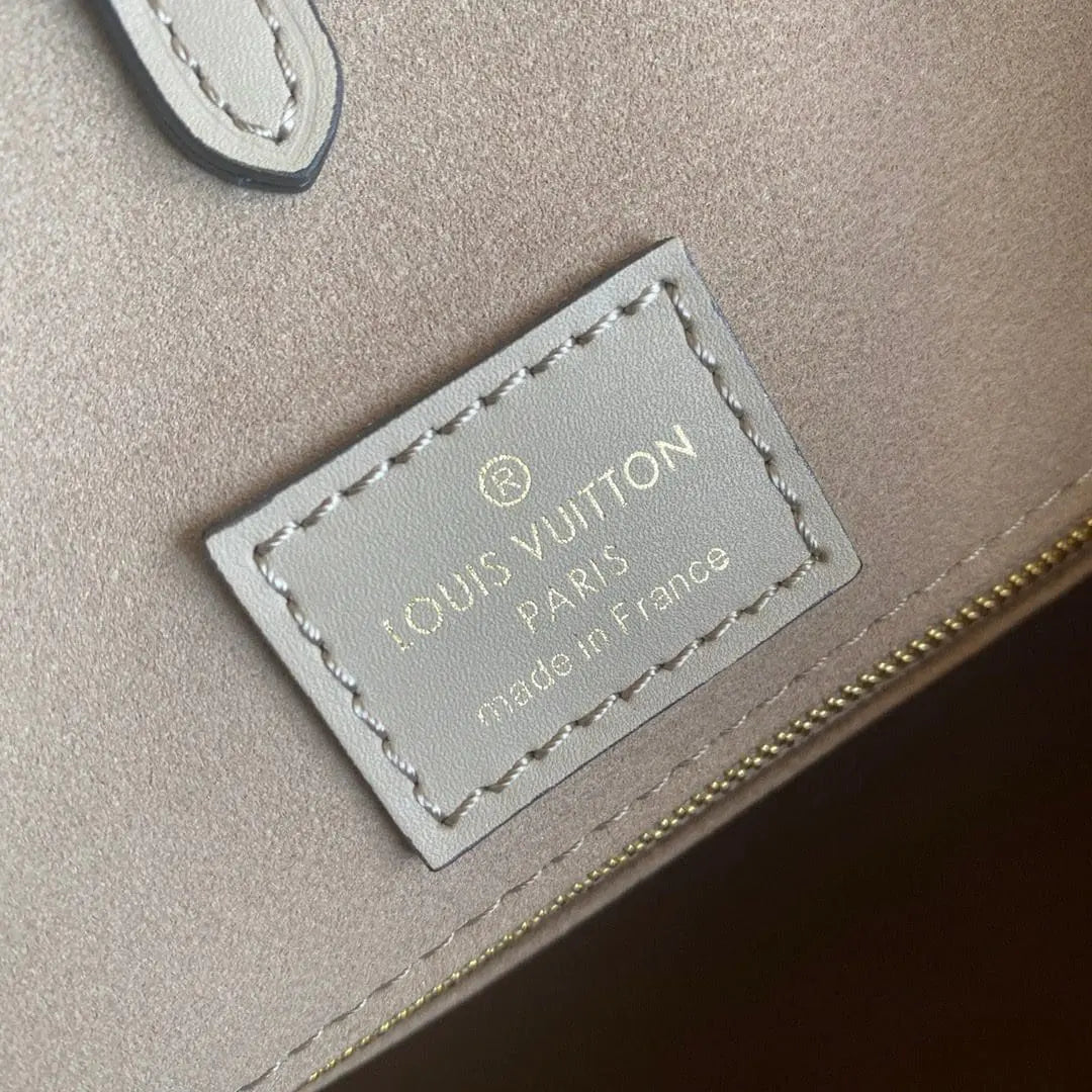 ルイ・ヴィトン M45494 オンザゴー MM