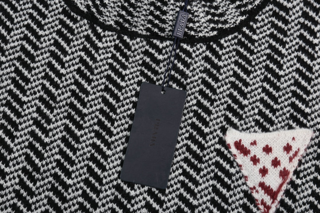 【PRADA 公式旗艦店】プラダ セーター好評に付き再入荷! 241031