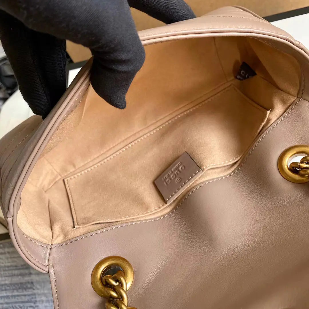 GGマーモント キルティング ミニバッグ