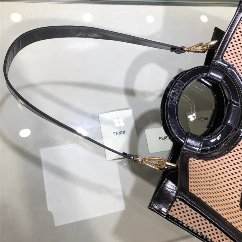 フェンディ ランウェイ トートバッグ ラージ