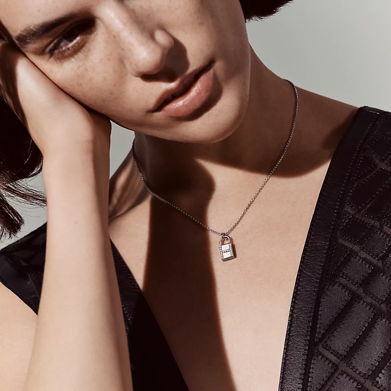 エルメス ケリー カデナ ネックレス 新入荷