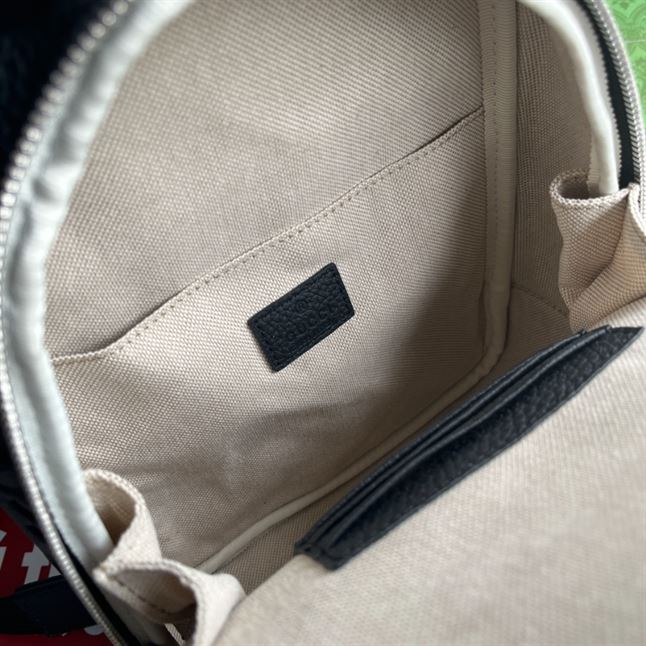 グッチ ジャンボ GG クロスボディバッグ – BG043