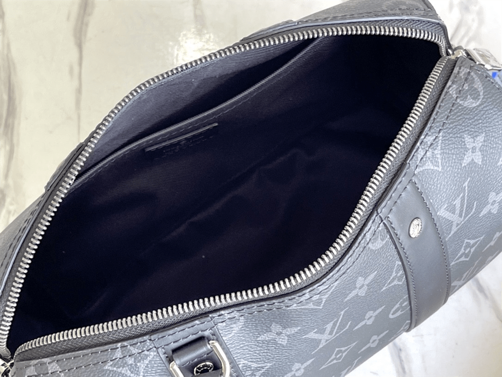 LouisVuittonシティ キーポル ショルダーバッグ M45936