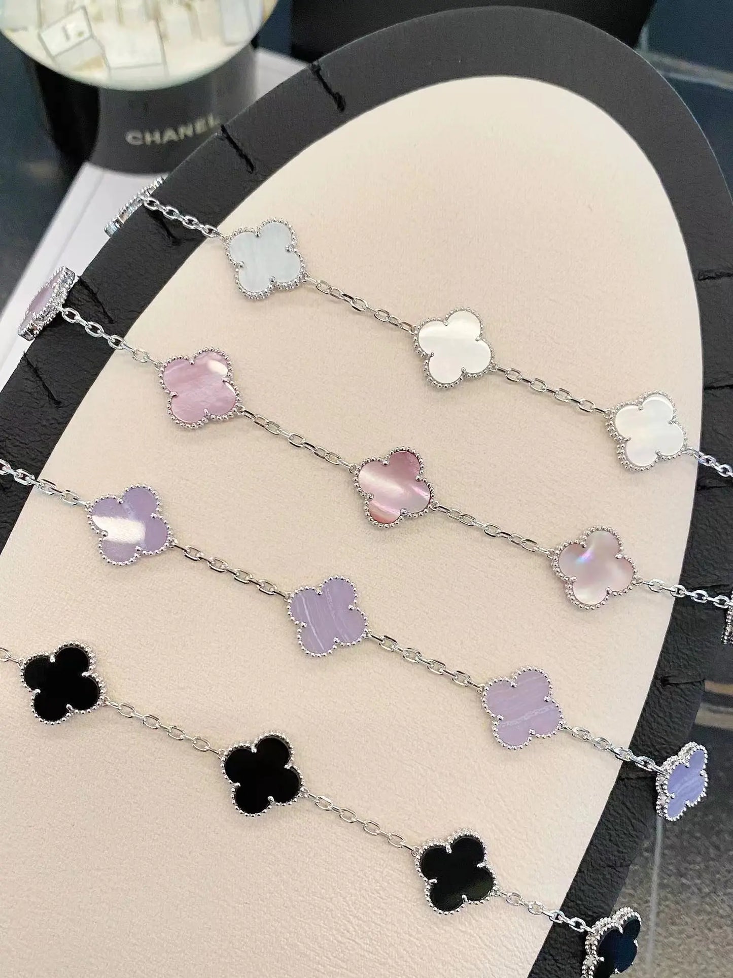 ヴァン クリーフ&アーペル 四つ葉のクローバー ブレスレット