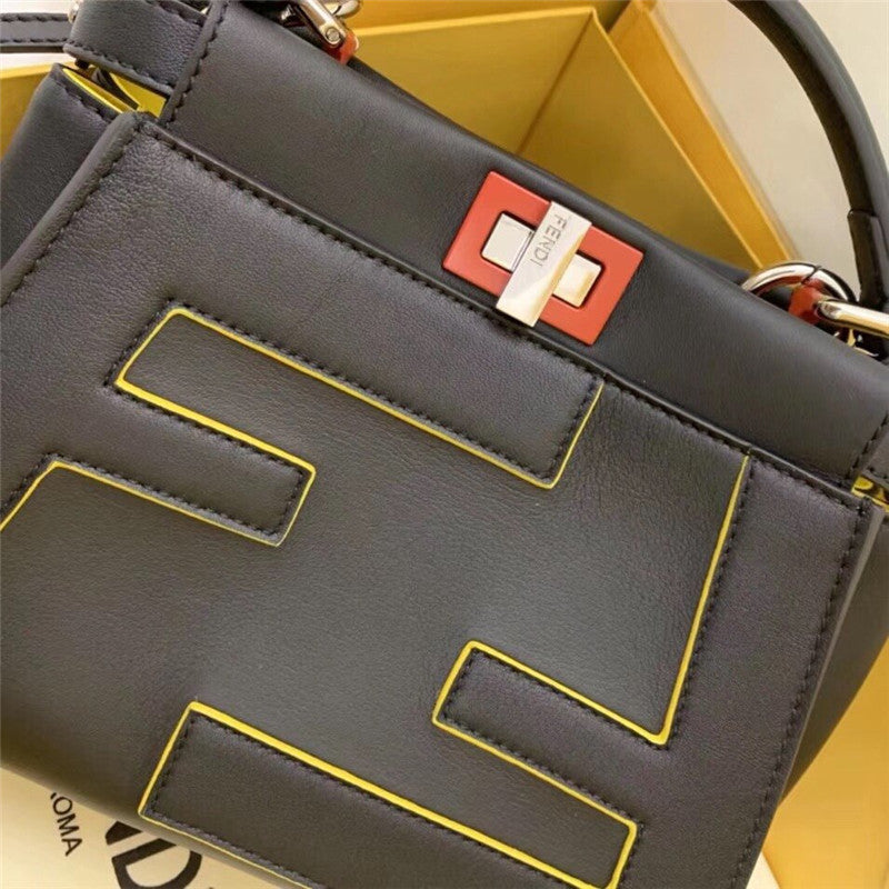 フェンディ ピーカブーバッグ ブラック