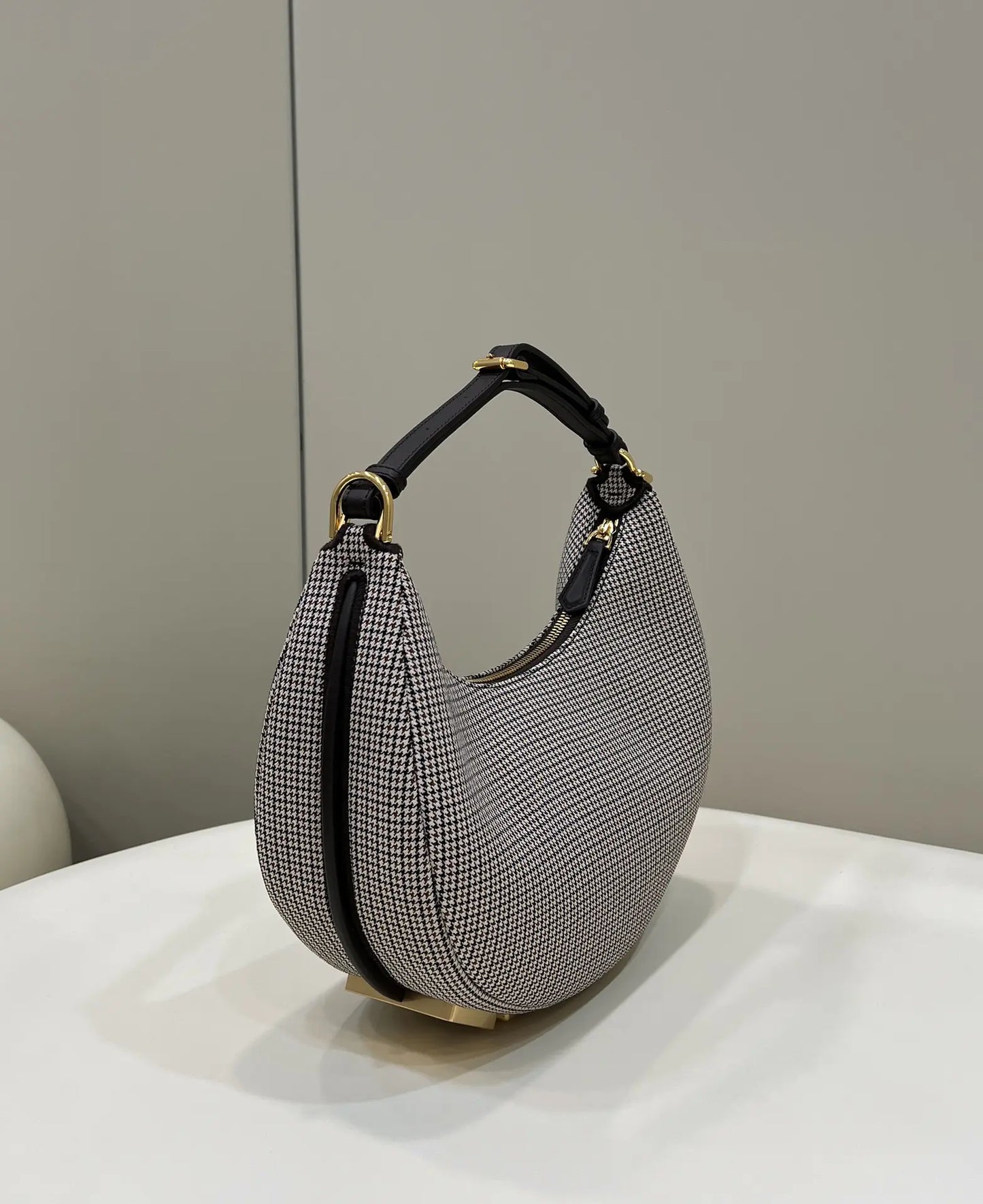 フェンディグラフィー