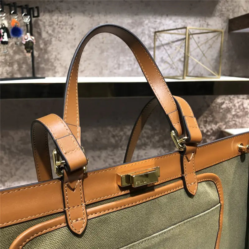 フェンディ ピーカブー X トート