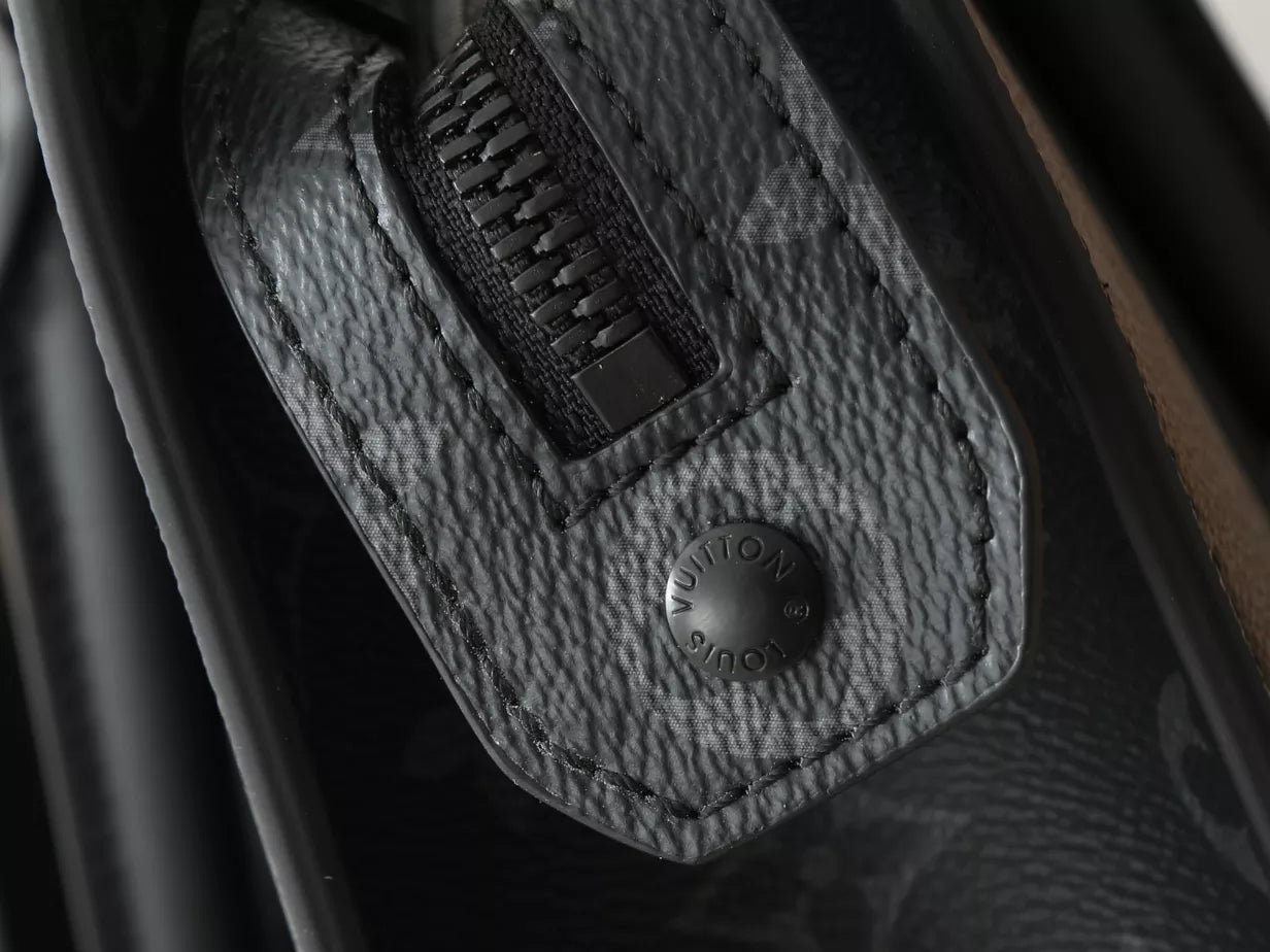 サック プラット 24H ブラック モノグラム エクリプス キャンバス M47059 – LW207