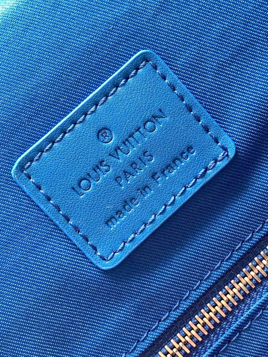 ルイ・ヴィトン M46813 クリストファー MM