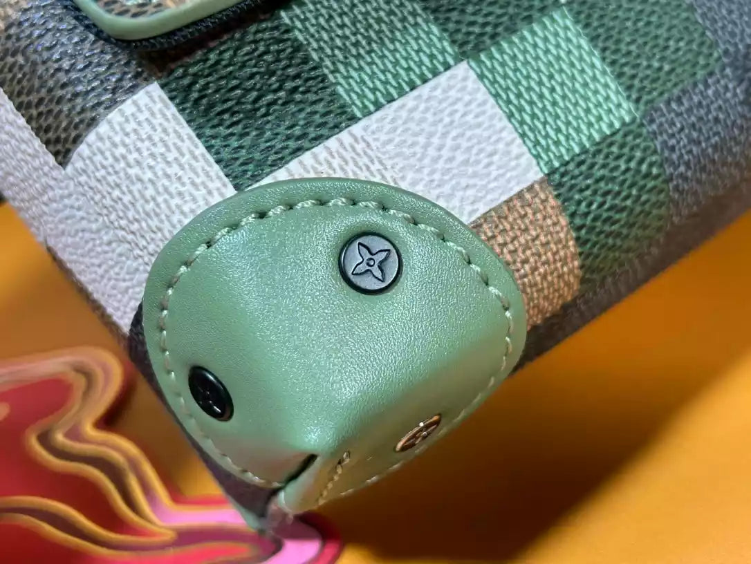 スチーマー ウェアラブルウォレット グリーン ダモフラージュ コーティングキャンバス M83172 – LW233