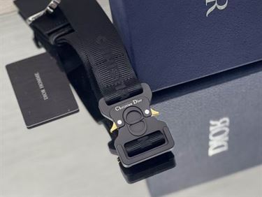 ディオール リンゴ ブリーフケース グレー CD ダイヤモンド キャンバス&スムースカーフスキン – DIO032