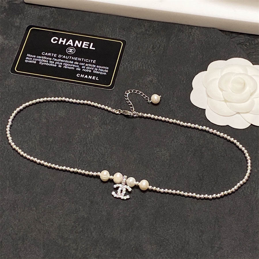 シャネルの天然淡水パールネックレス