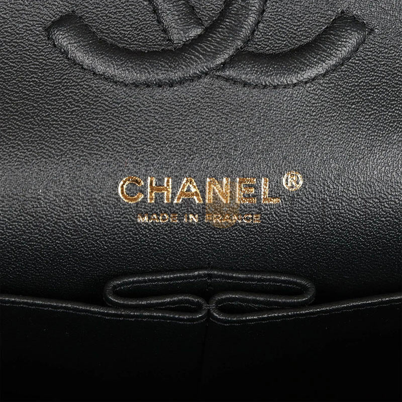 シャネル パテントカーフスキン キルティング ミディアム クラシック フラップ 1300265 (25*15*7cm)