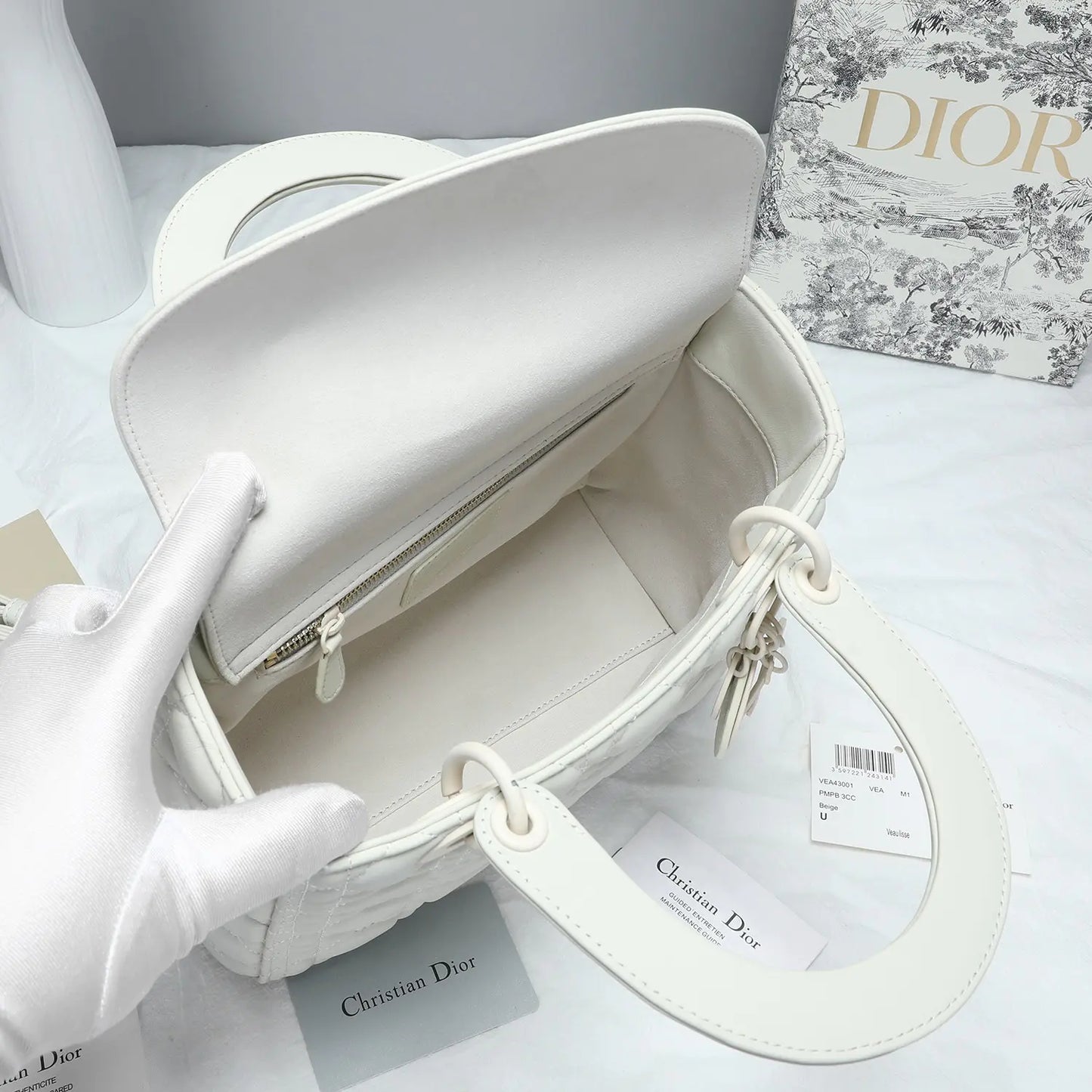 レディディオール