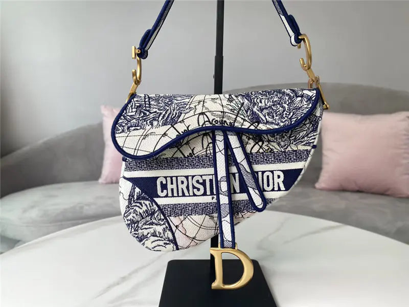 ディオール ベルベット サドルバッグ