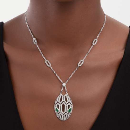 ブルガリ セルペンティ セドゥットーリ ネックレスの新作