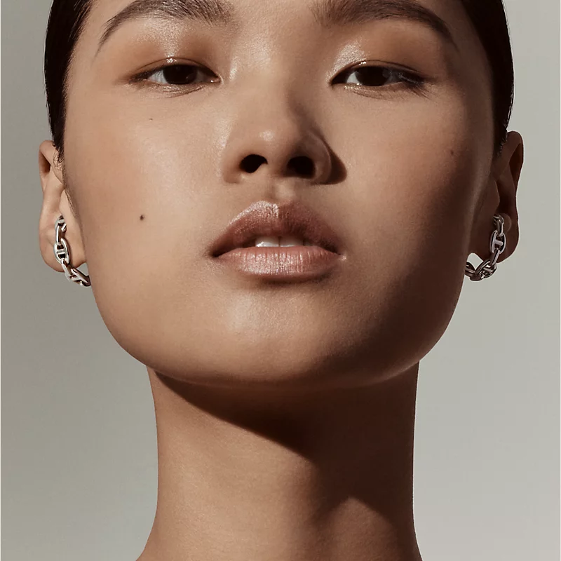 エルメスの新商品 シェーヌダンクル アンシェネ クライミングイヤリング