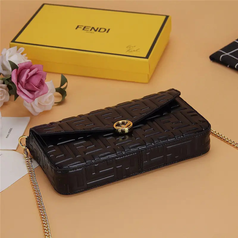 フェンディの3ピースウォレット