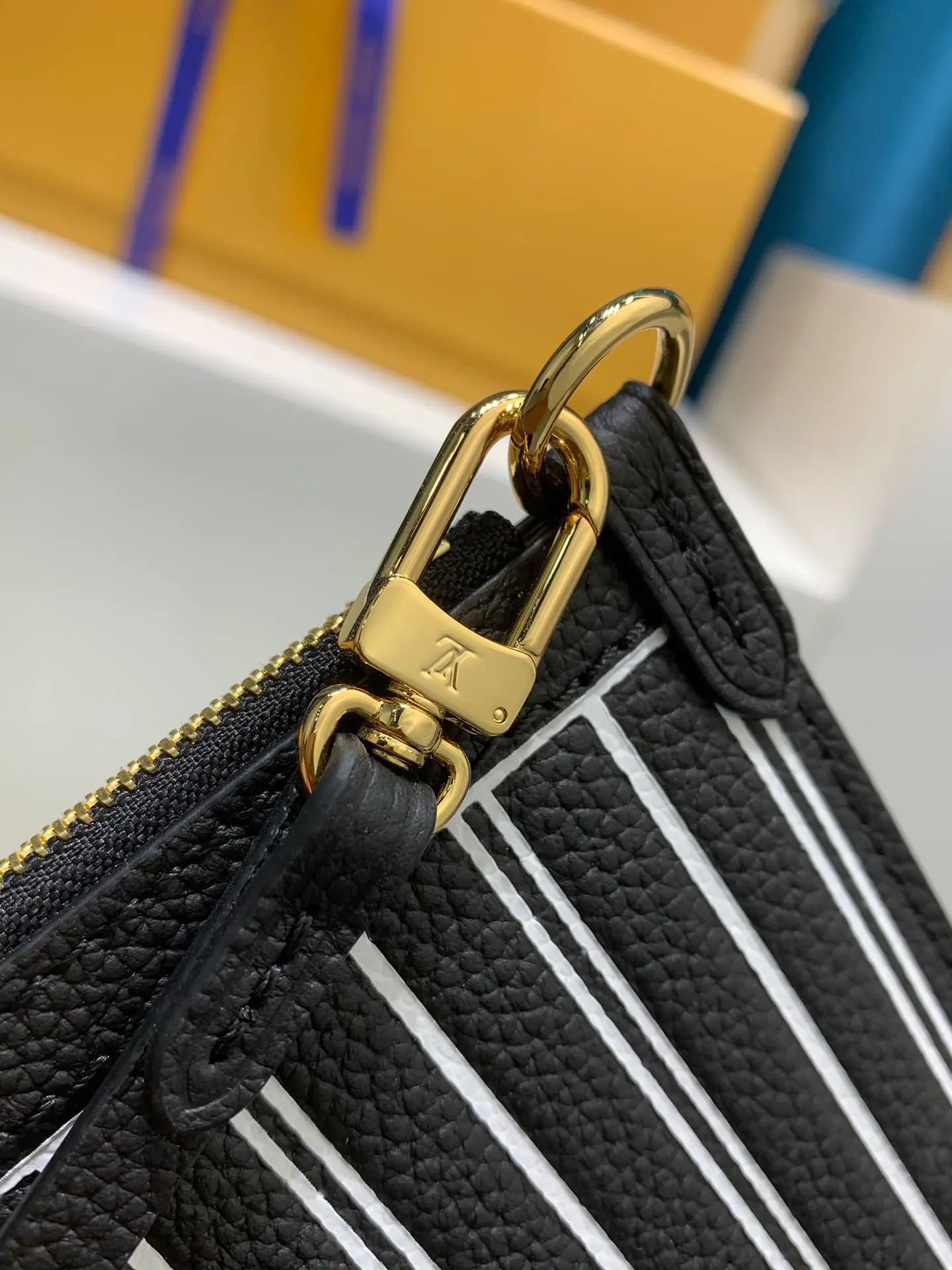 ルイ・ヴィトン M11946 ネヴァーフル インサイドアウト MM