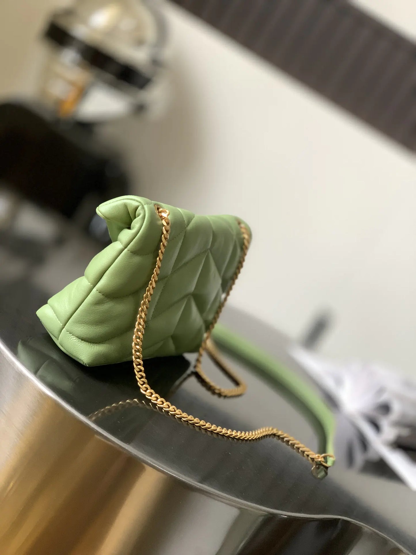 ジャージー素材のパファートイバッグ