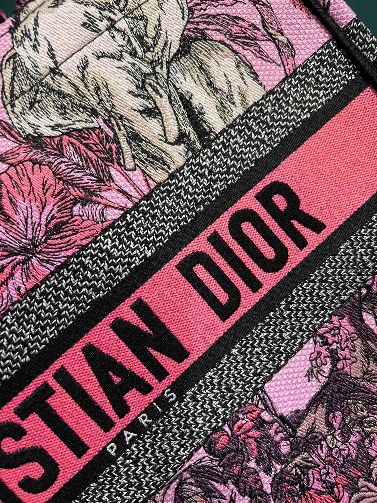 クリスチャン・ディオール ブックトートバッグ