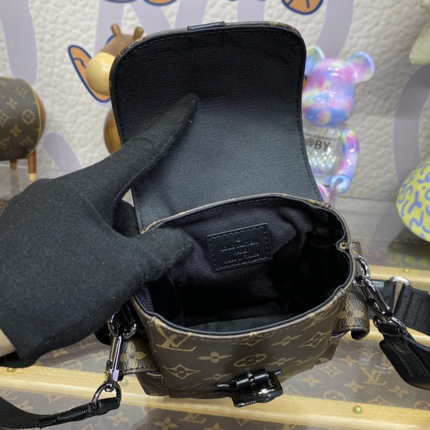 LV オンザゴー シルバー ソフト