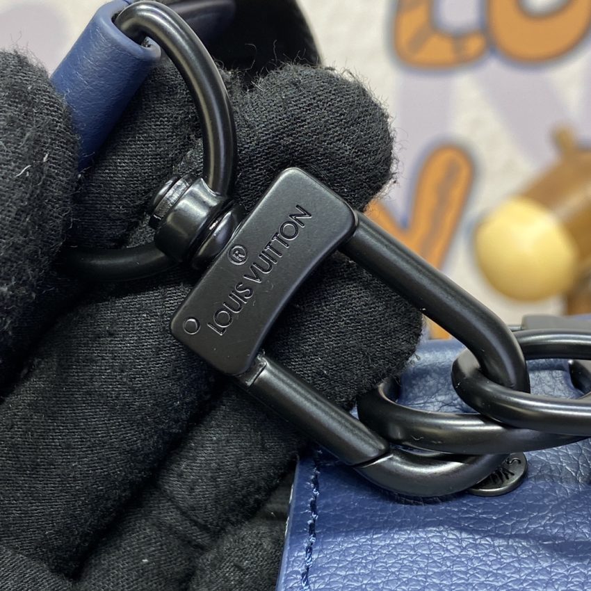 LV レトロ メッセンジャーバッグ