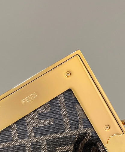 フェンディファースト