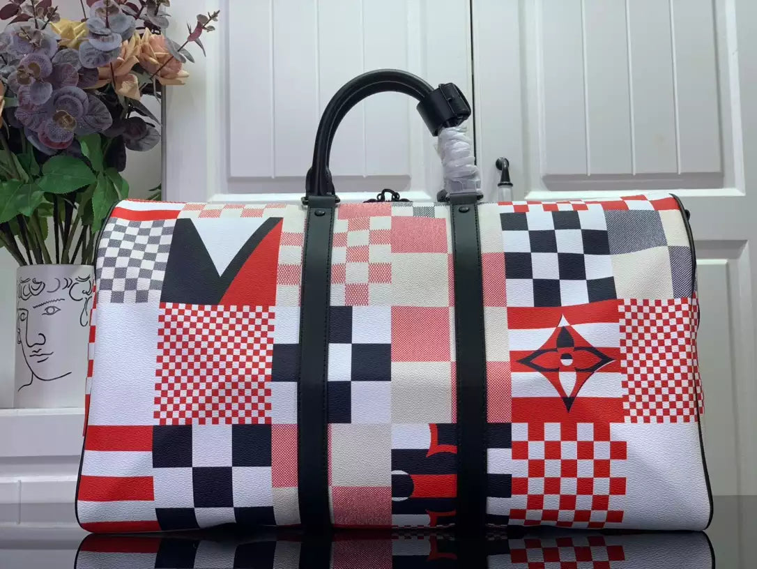 LV キーポル バンドリエール 50 レッドブルー ダミエ フラッグ コーティングキャンバス – LW179