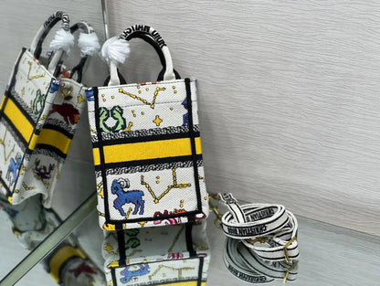 クリスチャン・ディオール ミニブックトート フォンバッグ