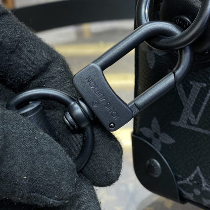 LV オンザゴー シルバー ソフト