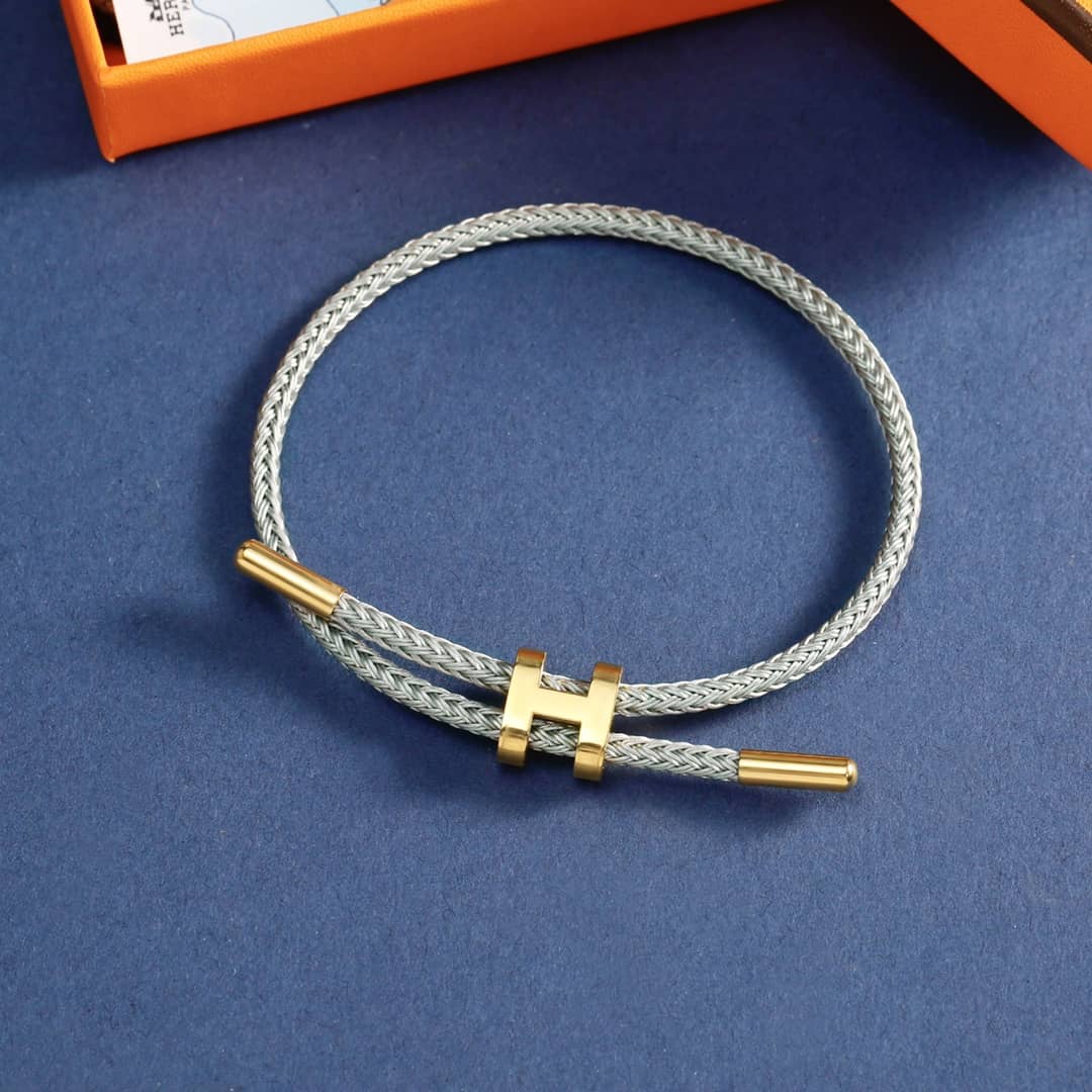 高品質エルメス 調節可能なHロープブレスレット