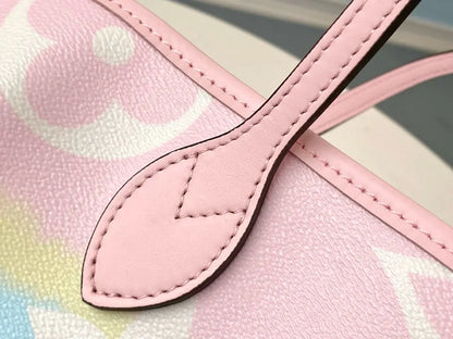 ルイ・ヴィトン M45270 エスカル ネヴァーフル MM