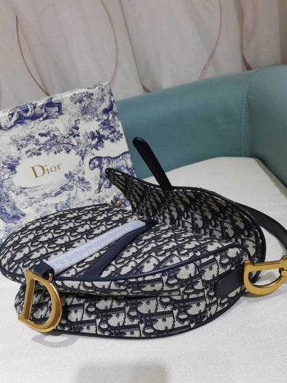 クリスチャン・ディオール サドルバッグ