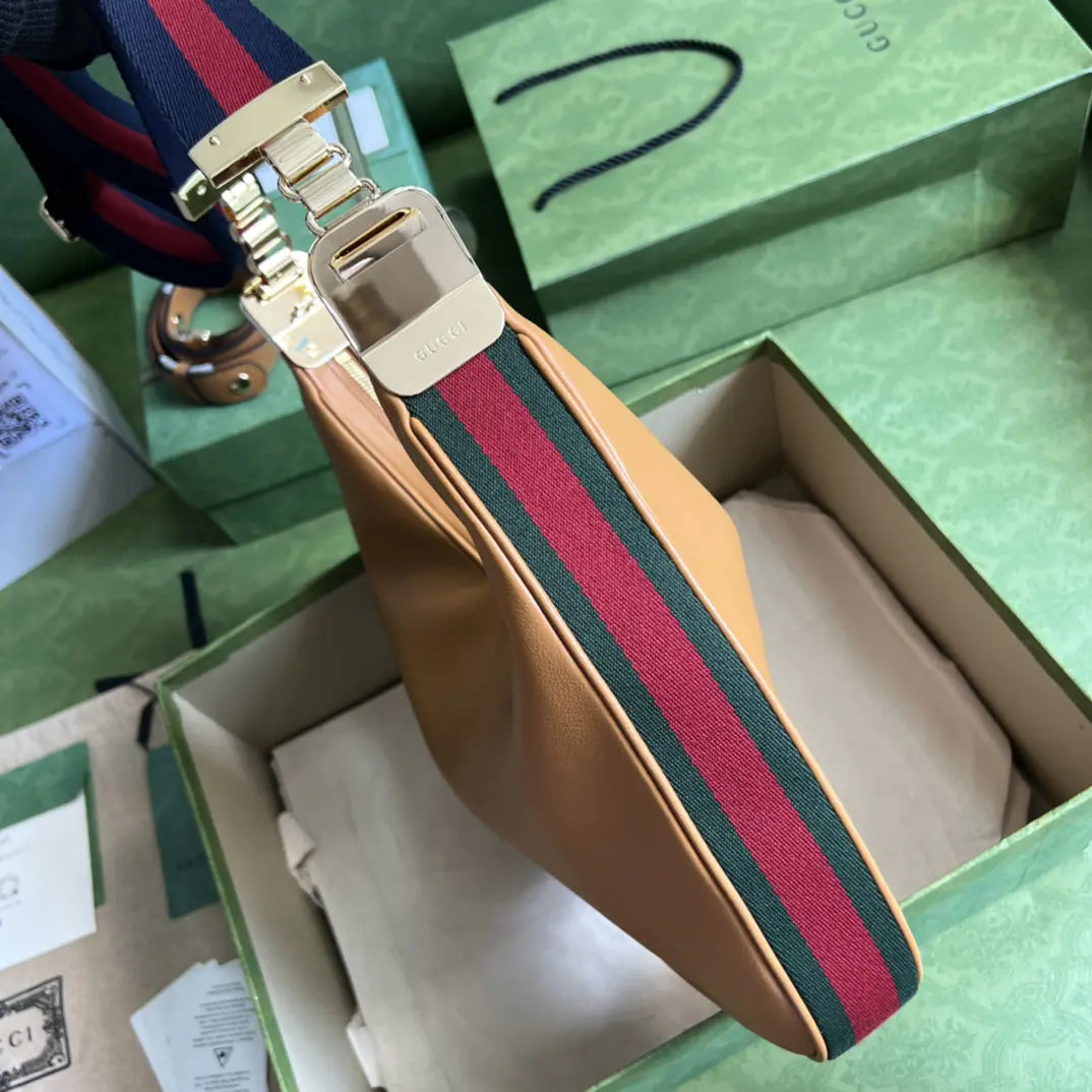 グッチ アタッシュ ラージ ショルダーバッグ