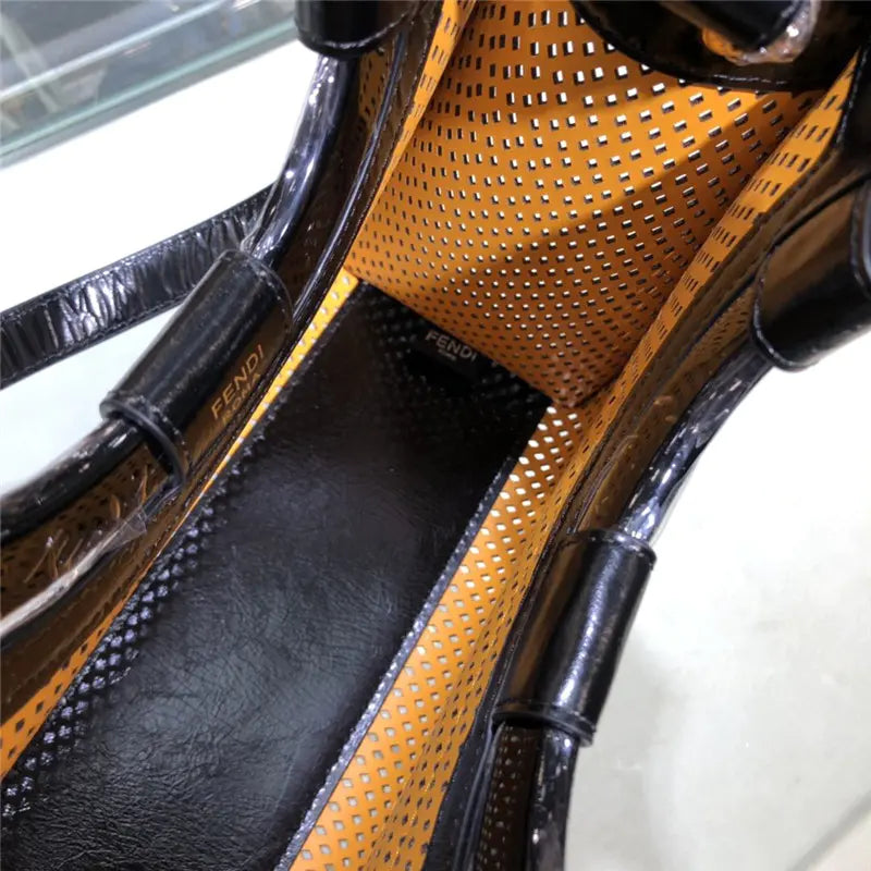 フェンディ ランウェイ トートバッグ