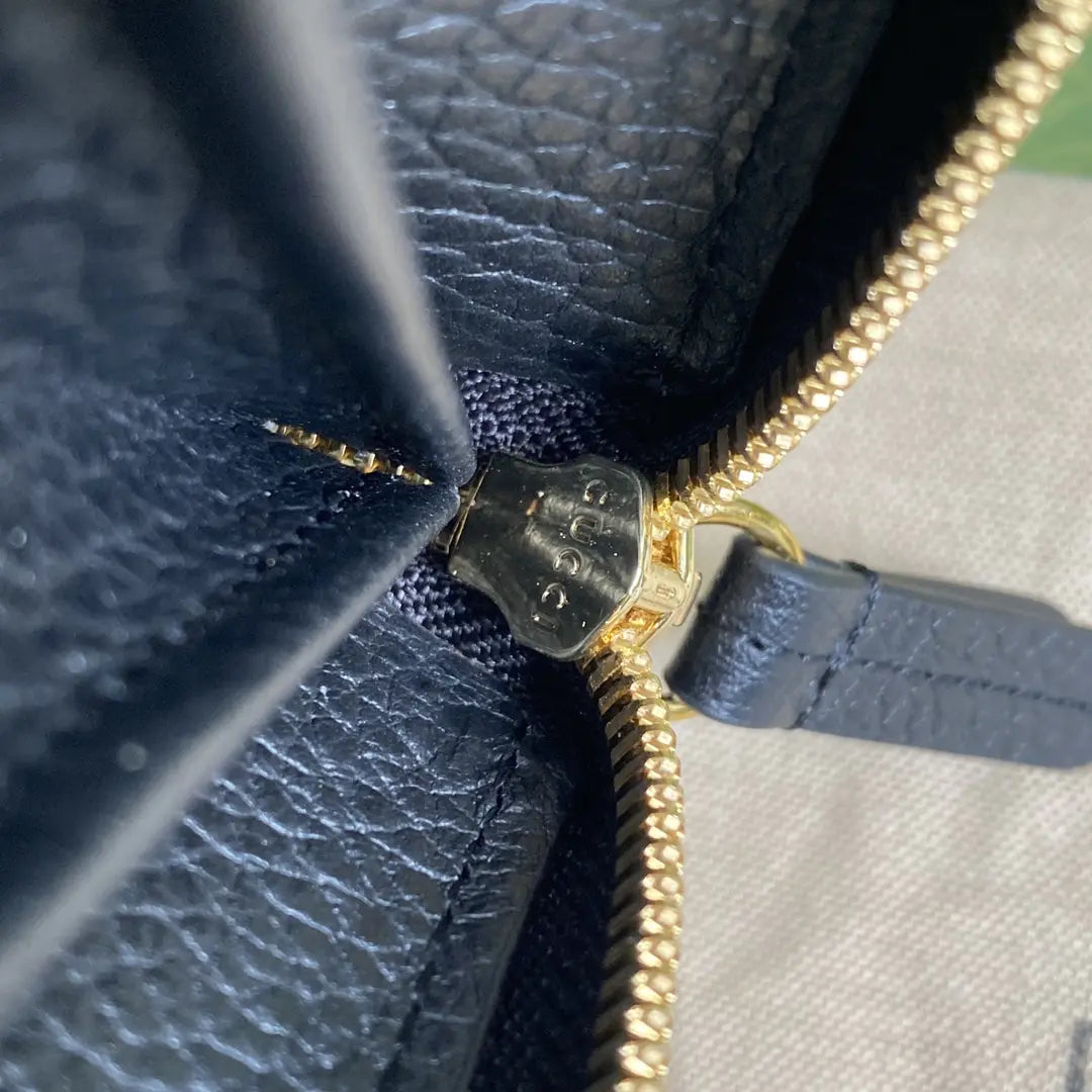 GGマーモント ジップアラウンドウォレット