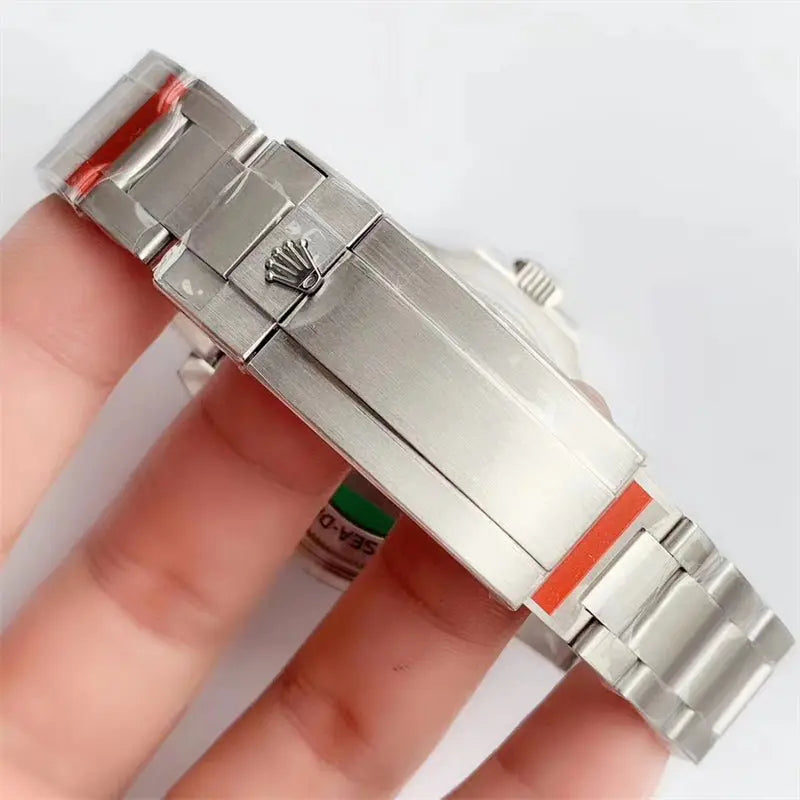 ロレックス ROLEX DEEPSEAディープシーD-BLUE ダイアル 126660